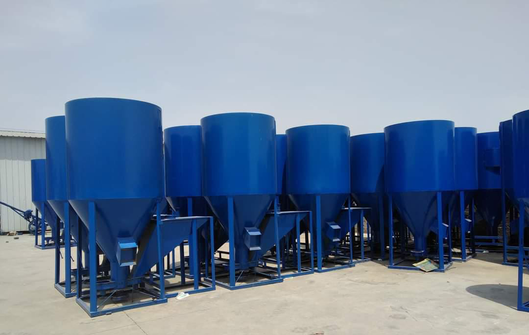 Grinders, Mixers, Crushers & Pellet Machines